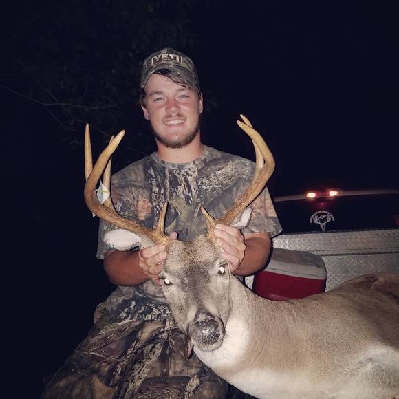 Meet your Posher, Chris - Picture 1 of 1